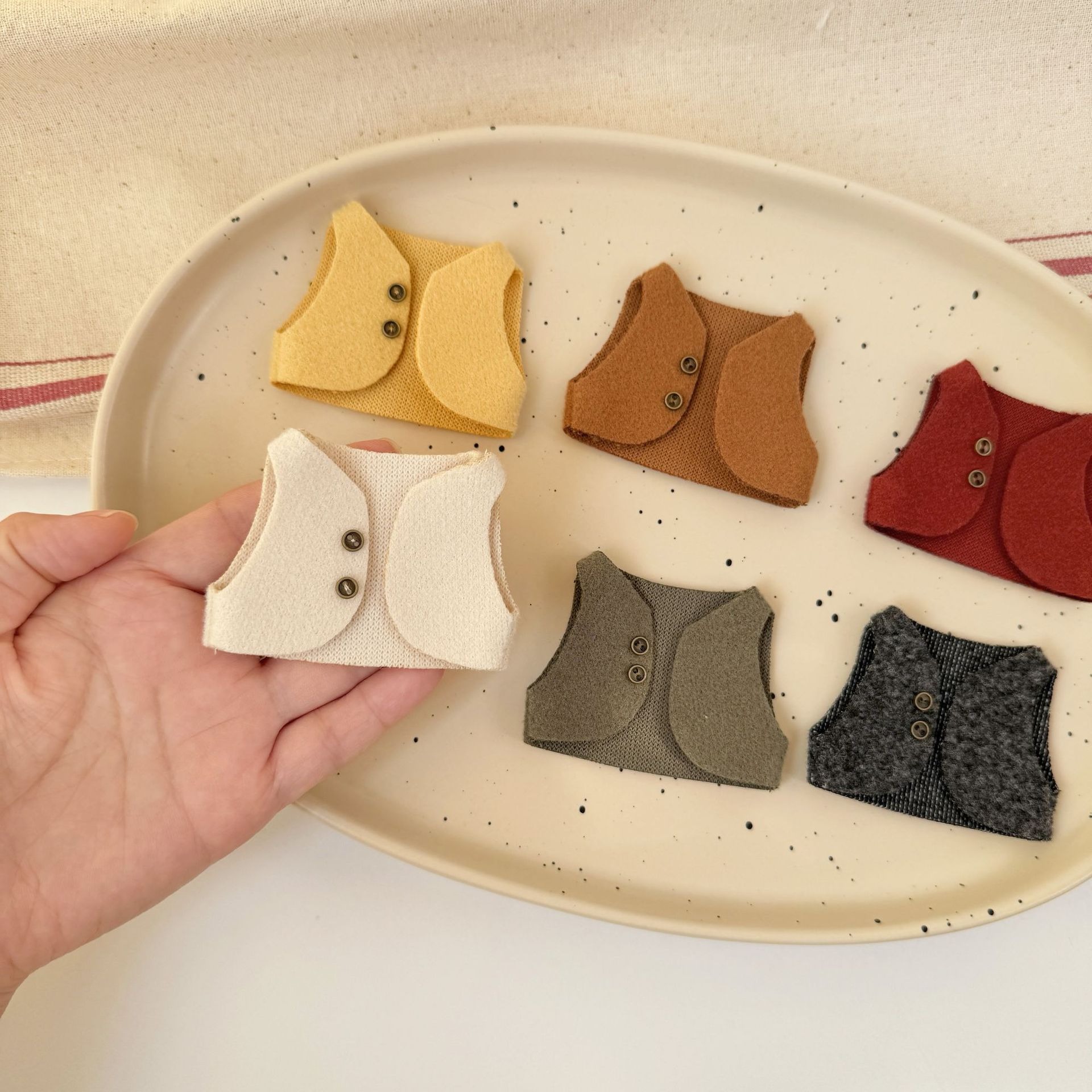 Vintage Fashion Stores - Vêtements de poupée faits à la