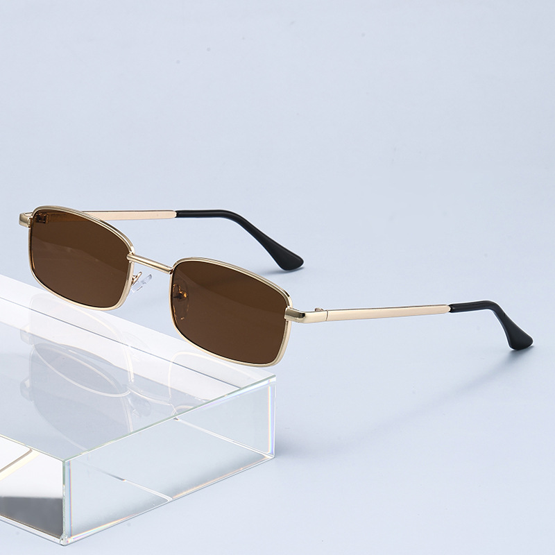 Lunettes de soleil punk tendan - Vintage Outdoor Fashion avis et prix