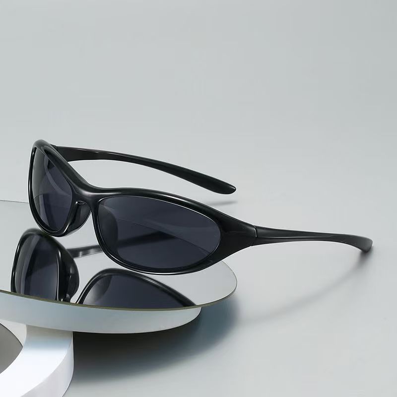 Lunettes de soleil de sport Y2 - Vintage Fashion Enthusiasts avis et prix