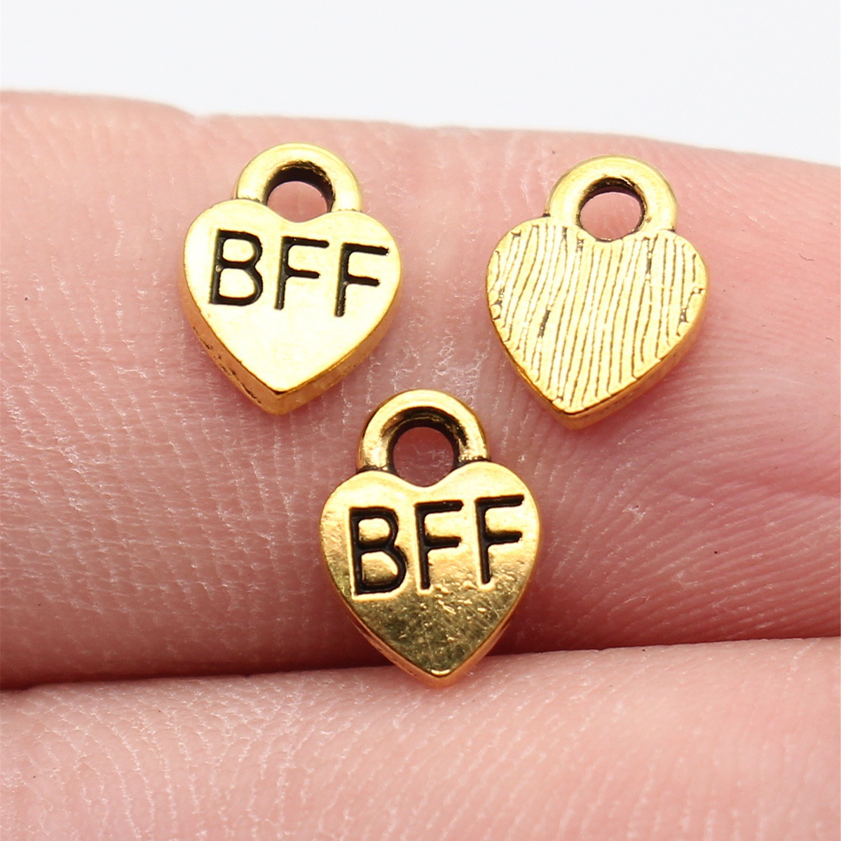 Breloques en forme de cœur cou - Vintage Fashion Online avis et prix