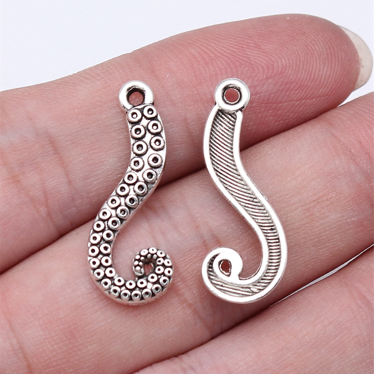 WYSIWYG 20 pièces 26x10mm 4 co - Vintage Fashion Online avis et prix